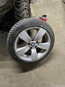 Диски BMW + зимние шины 5x120 (6 фото из 8)