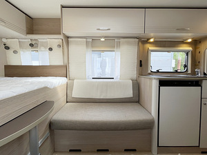 Bürstner Premio Life 490 TK (4 фото из 10)