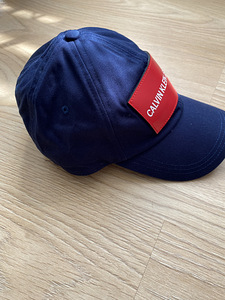 Calvin Klein jeans nokamüts (4 foto / 4)