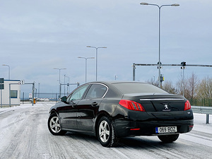 Peugeot 508 (3 фото из 11)