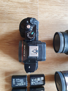 Sony A7 paljude lisadega (5 foto / 6)