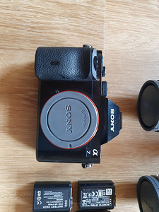 Sony A7 paljude lisadega (6 foto / 6)