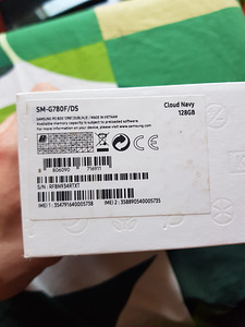 Samsung Galaxy S20 FE (5 foto / 5)