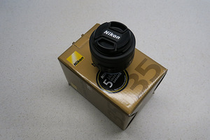 Nikon 35mm f/1.8 AF-S G DX objektiiv (1 foto / 4)