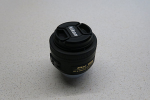 Nikon 35mm f/1.8 AF-S G DX objektiiv (2 foto / 4)