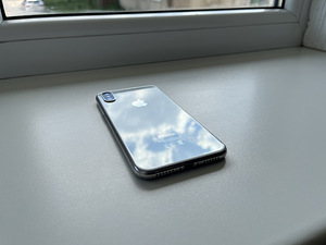 iPhone X Valge 64gb (2 foto / 5)