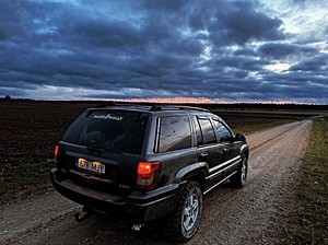 Jeep Grand Cherokee 2.7Crd Quadra-Drive2 (2 foto / 6)