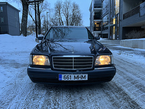 Мерседес-Бенц S300 (8 фото из 10)