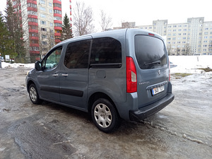 Peugeot (2 фото из 5)