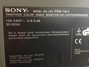 Sony PVM-14L4 студийный телевизор (3 фото из 6)