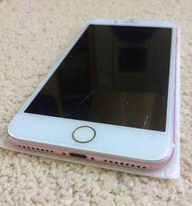 iPhone 7 Plus 128GB Rose (2 foto / 5)