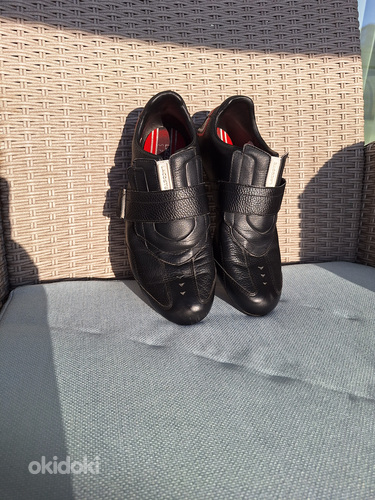 Слегка поношенные мужские туфли Lacoste, размер 43 (фото #2)