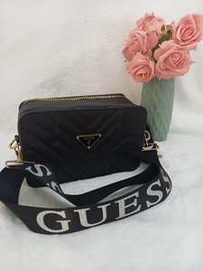 Новая сумка Guess реплика (3 фото из 3)