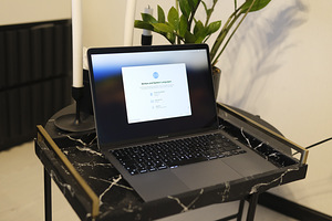Apple Macbook Air M1 128GB/8GB (13-inch, 2020), Space Grey (1 foto / 6)