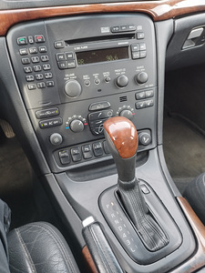 Volvo s80 2.5 d5 (4 foto / 7)