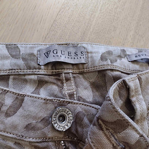 Guess naiste teksa püksid (5 foto / 6)