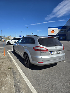 Ford Mondeo (4 фото из 7)