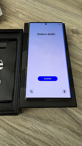 Samsung Galaxy S22 Ultra (1 foto / 8)