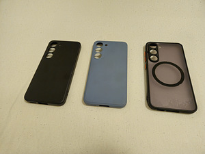 Samsung Galaxy S23, must (6 foto / 8)