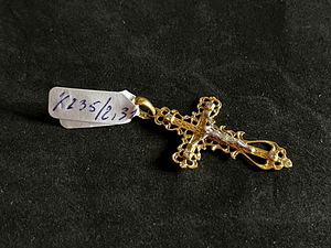 Золотой кресть с блиллиантом 585 проба (№K235)