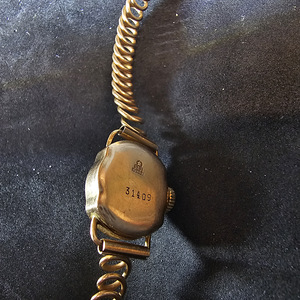 Kuldne kell 583 Proov (№L888) (4 foto / 10)
