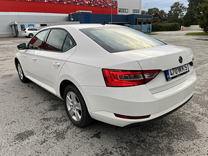 Skoda Superb Fresh Edition (7 foto / 9)