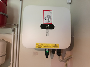 Päikesepaneelide ja inverteri paigaldus. (1 foto / 1)