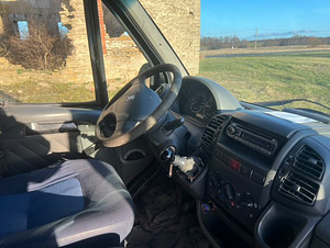 Peugeot Boxer Z (6 foto / 7)