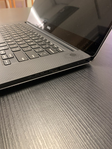 Sülearvuti Dell XPS 15 7590 (2 foto / 3)