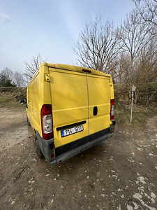 Peugeon Boxer 2.2d 74kw manual 5k. 210000km (5 foto / 10)