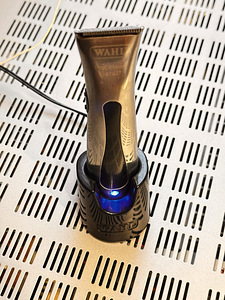 WAHL триммер (2 фото из 2)