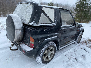 Suzuki Vitara 1.6 55 ja 59kW varuosadeks (6 foto / 9)