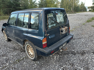 Suzuki Vitara 1.6 71kW varuosadeks (4 foto / 7)