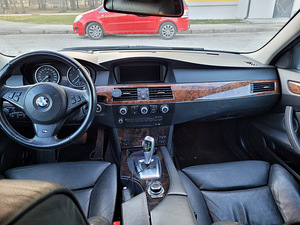 BMW e61 525d 145kw individual (2 foto / 7)