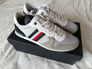 Tommy HIlfiger tossud - 44 (2 foto / 2)