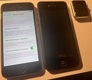 iPhone SE 32GB; Iwatch 3Series; Iphone 64GB (2 фото из 5)