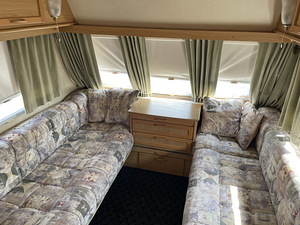 Прицеп дача Elddis XL Hurricane (7 фото из 10)