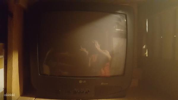 Телевизор (фото #1)