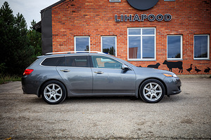 Honda Accord 2.4 148kW (4 foto / 15)