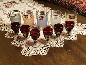 Продам вазу и рюмки (1 фото из 3)