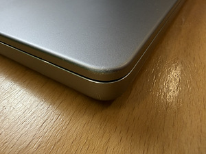 Apple Macbook Pro Retina 16" 2021 M1 Pro 32GB RAM 1TB SSD (8 foto / 10)