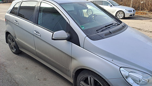 Mercedes-Benz B 200 2.0 103kW (4 foto / 7)