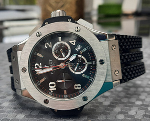 HUBLOT BIG BANG D=45mm QUARTZ (1 foto / 4)