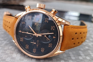 TAG HEUER D=47MM (2 foto / 7)