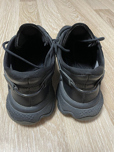 Adidas Originals Ozweego trainers in triple black (4 foto / 5)
