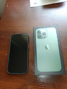 iPhone 13 pro 512gb (1 фото из 2)