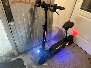 Elektriline tõukeratas Beaster Scooter Helios TF 100 (1 foto / 10)