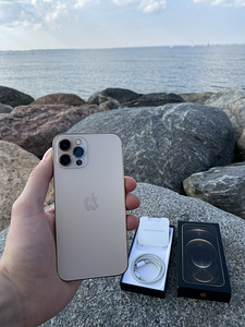 iPhone 12 Pro в отличном состоянии (1 фото из 6)