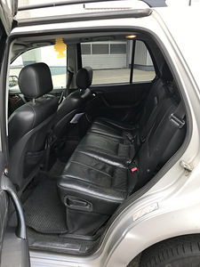 Mercedes-Benz ML 270 CDI Facelift (7 foto / 9)