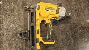 Dewalt DCN 890 (2 foto / 2)